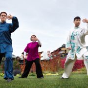 La médecine traditionnelle chinoise explique le lien entre les émotions et l’énergie vitale. Découvrez comment le Qi Gong peut vous aider à libérer les blocages émotionnels et à retrouver la sérénité intérieure.